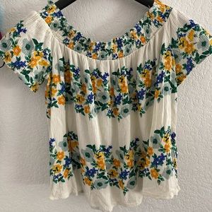 floral old navy blouse !